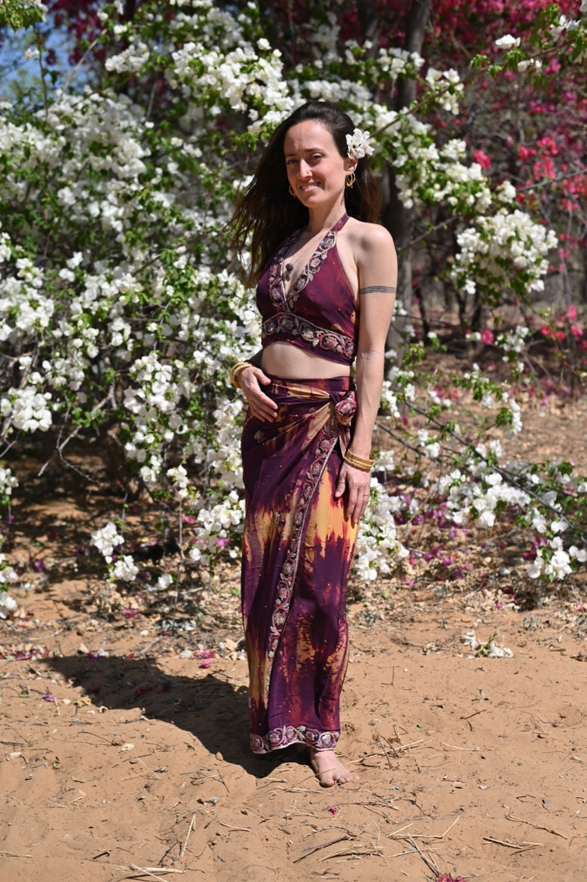 DADIMI Devi Choli Set