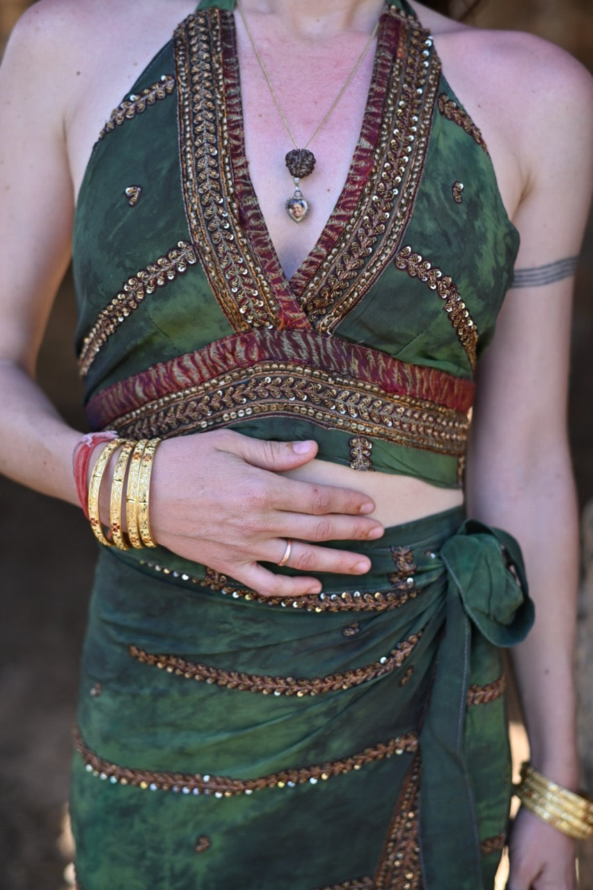 KLINNA Devi Choli Set