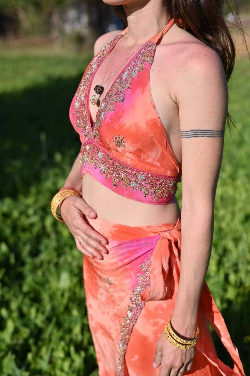 MADHYA Devi Choli Set