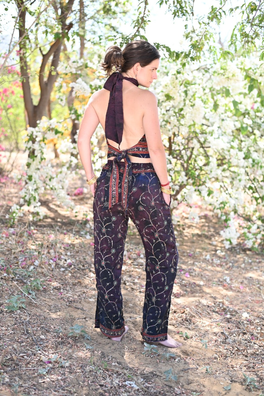 BANU Devi Halter Set (M/L)