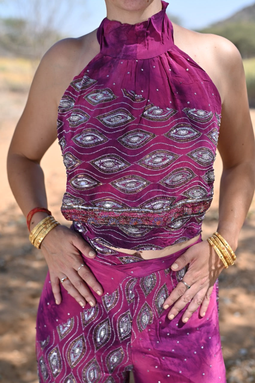 CINTAMANI Devi Halter Set (M/L)
