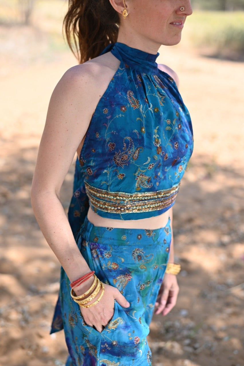 GOPALA Devi Halter Set (S/M)