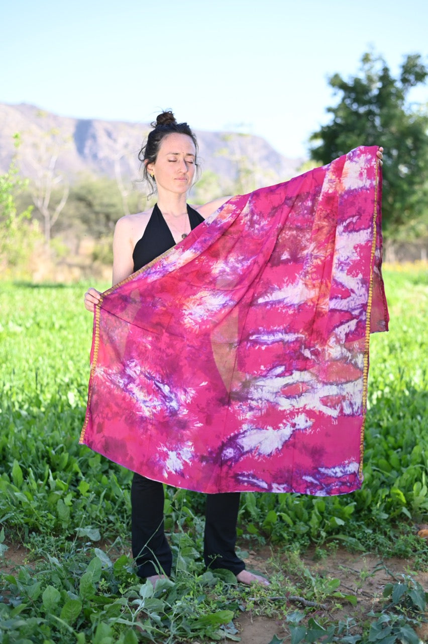 CARURUPA Devi Scarf