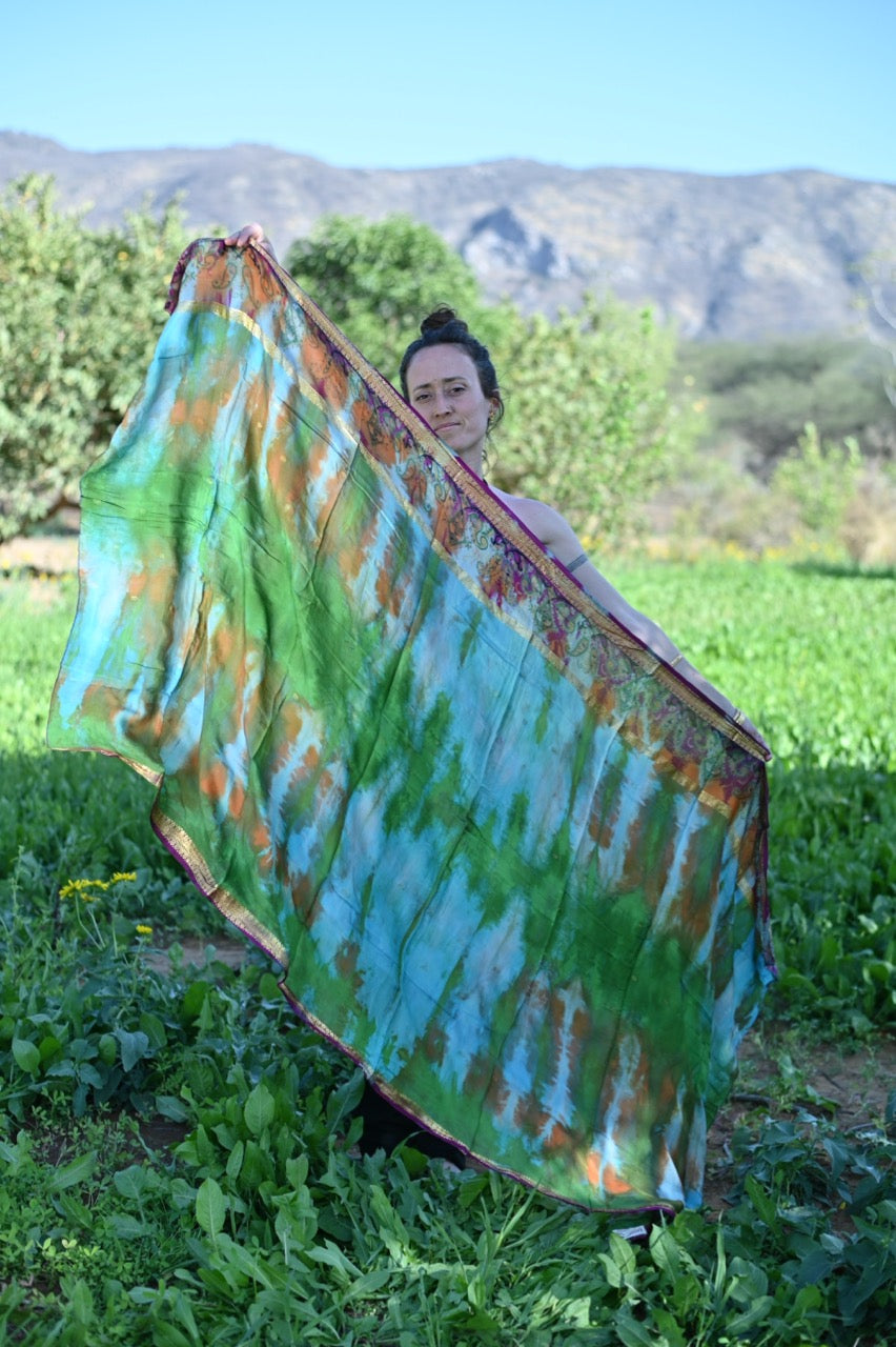 ISVARI Devi Scarf