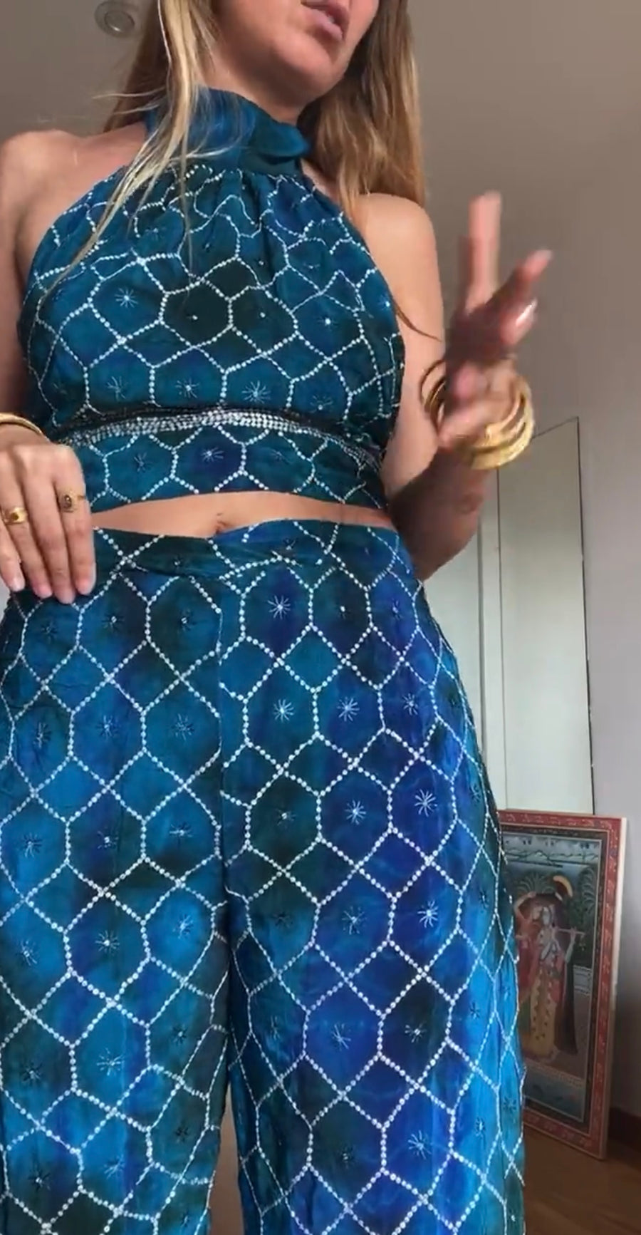CARURUPA Devi Halter Set (M/L)