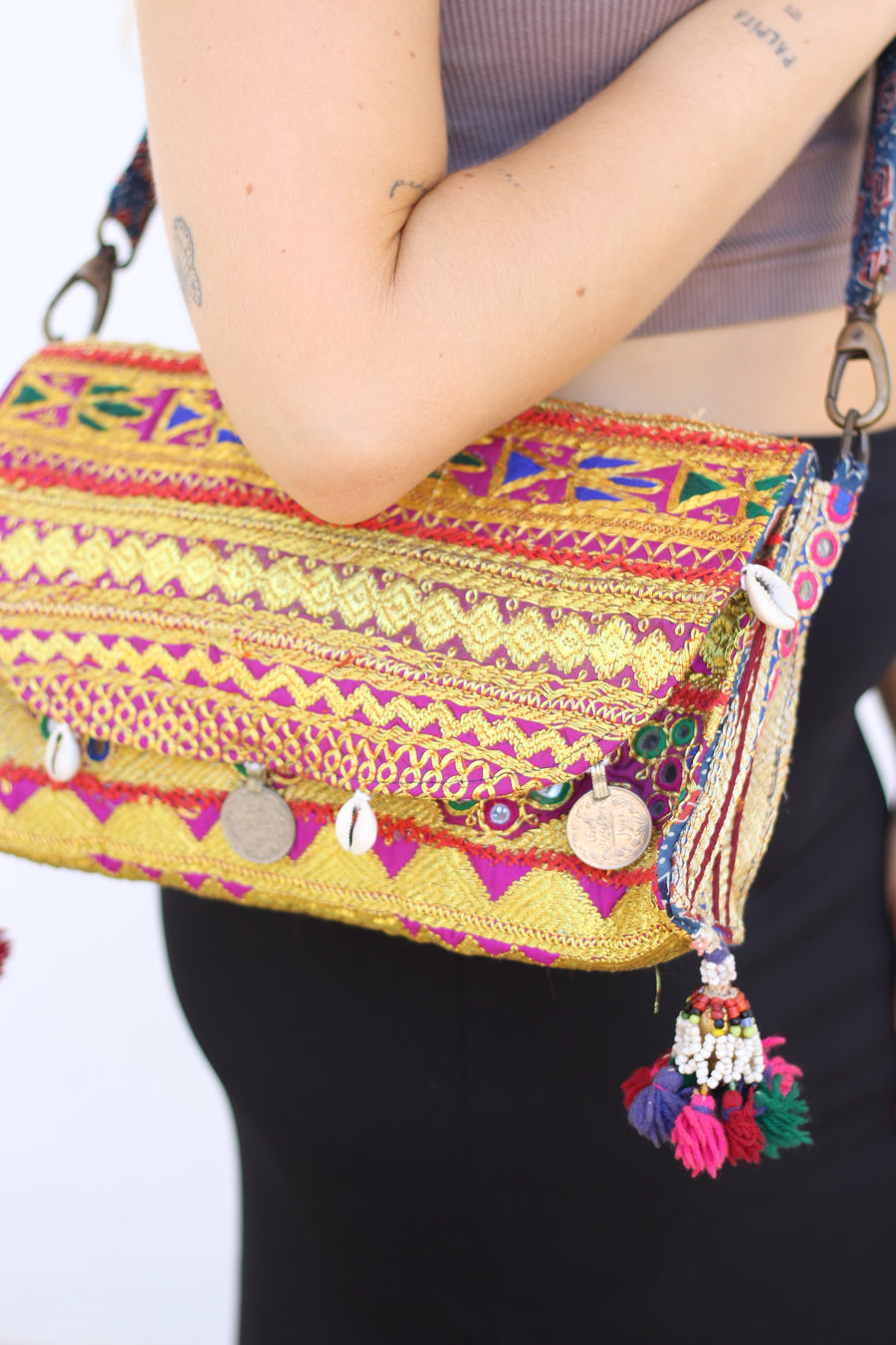 RAJYA Gypsy Clutch