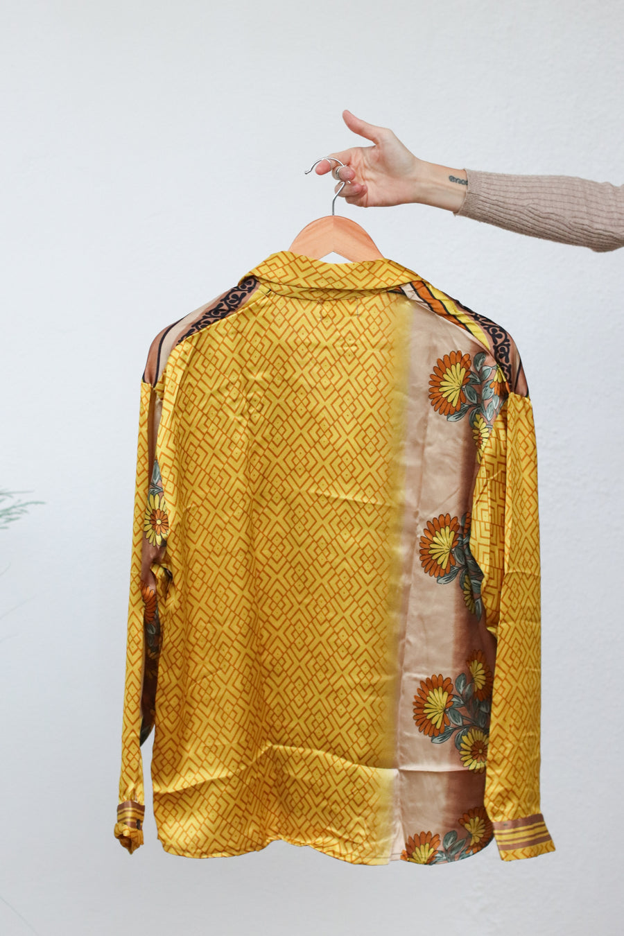 CALAN Radha Shirt (L/XL)