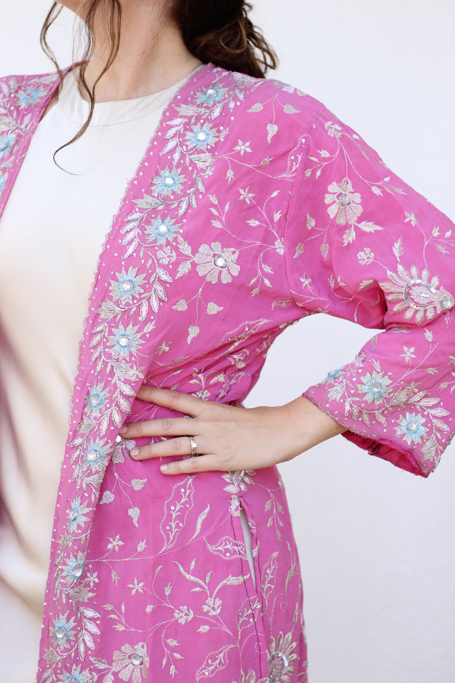 KSIPTA Devi Kimono