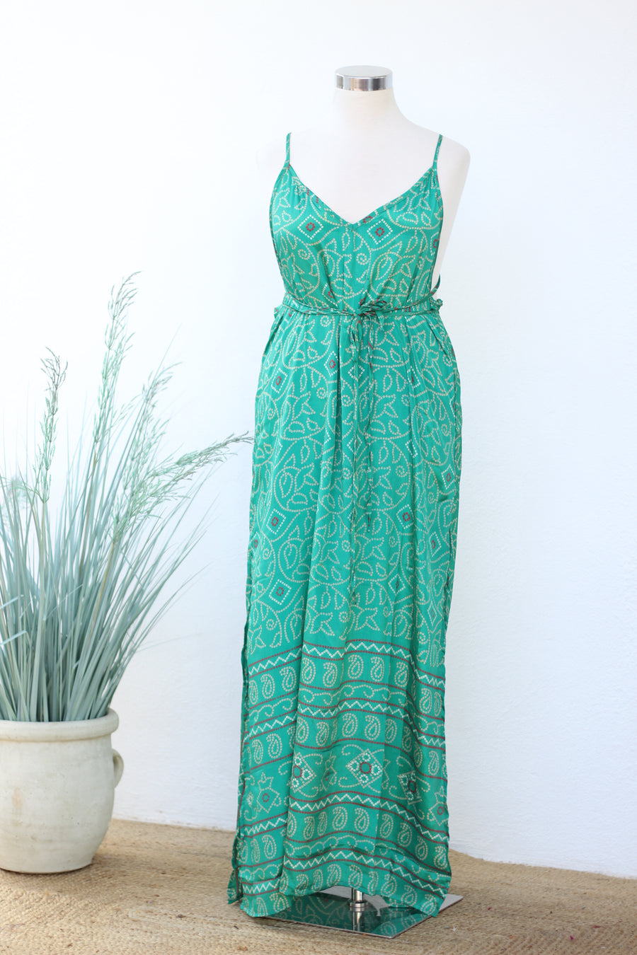 VASTRA Maxi Dress (L/XL)