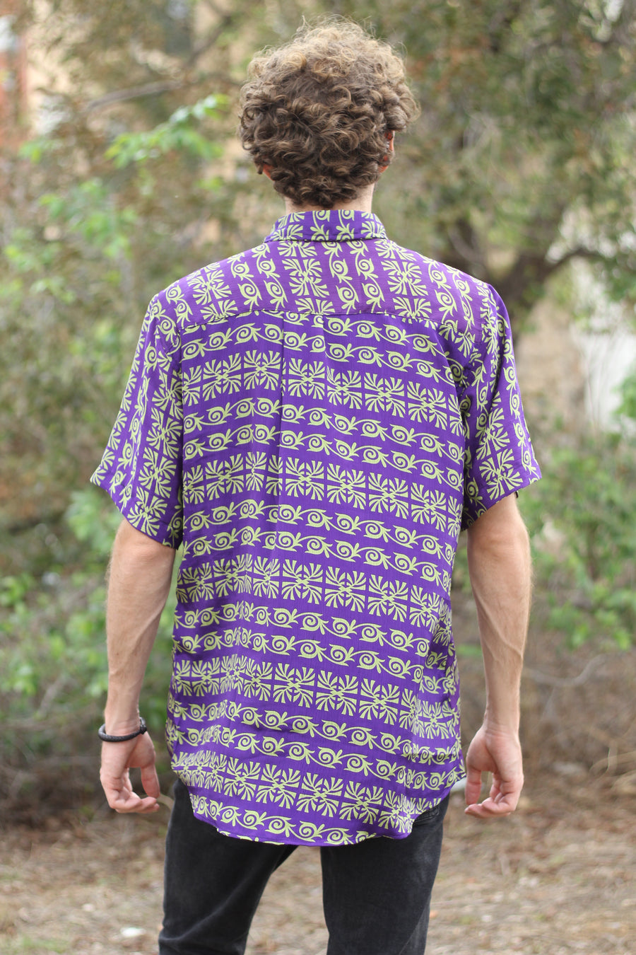 YAMUNA Krishna Shirt (L/XL)