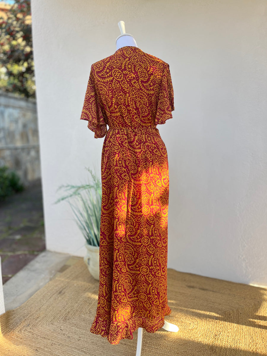 I̶m̶perfect Wrap Dress (L/XL)