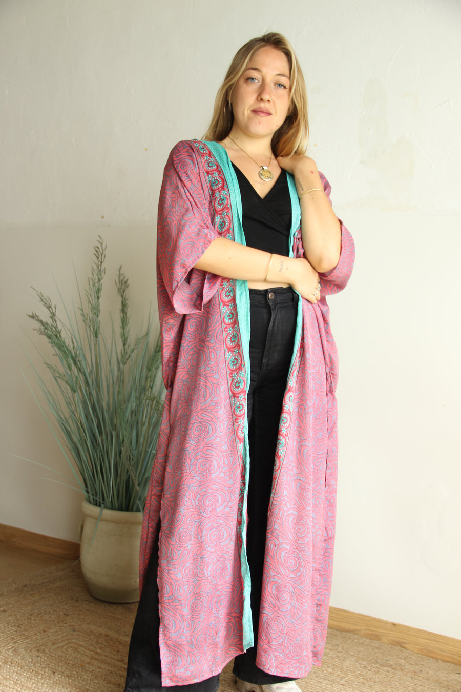 ROMALI Long Kimono